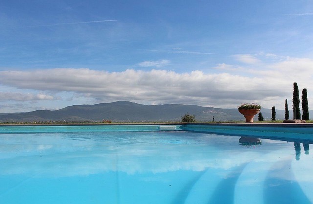 Villa Lamina Grande: A characteristic and welcoming villa in the characteristic style of the Tuscan countryside, with Free WI-FI.