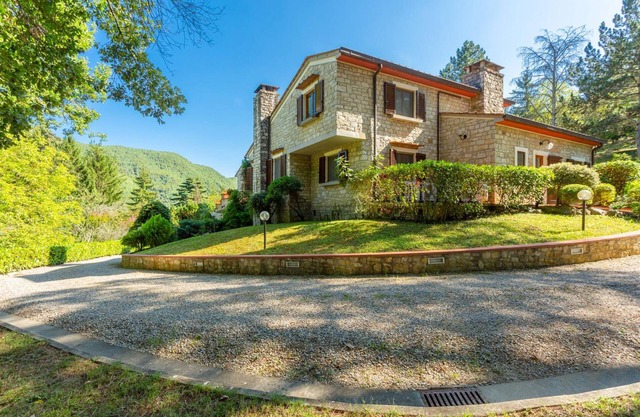 Villa Le Poggiola, Borgo San Lorenzo, Italy