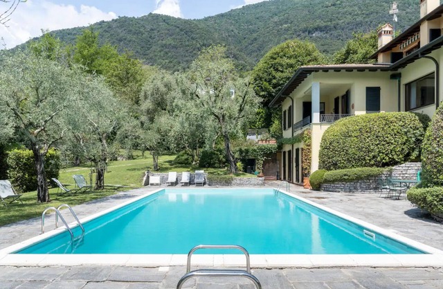 Villa Lenno Olive Grove