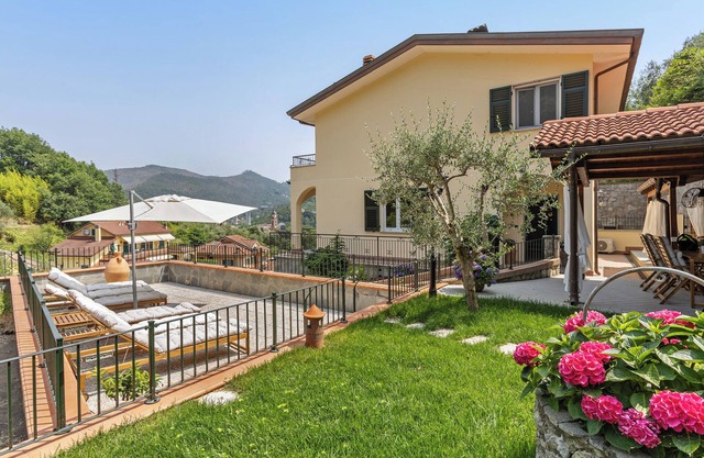 Villa 'Lepre - Come To The Silence' with Private Garden, Wi-Fi and Air Conditioning