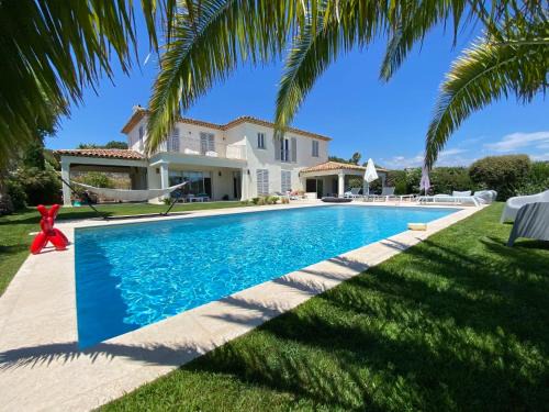 Villa Les Cycas - GRI170 by Interhome