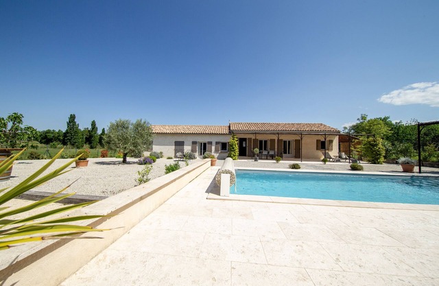 Villa les Granges Blanches quiet stay and heated pool