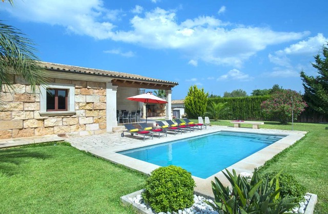 Villa Les Pells by Villa Plus