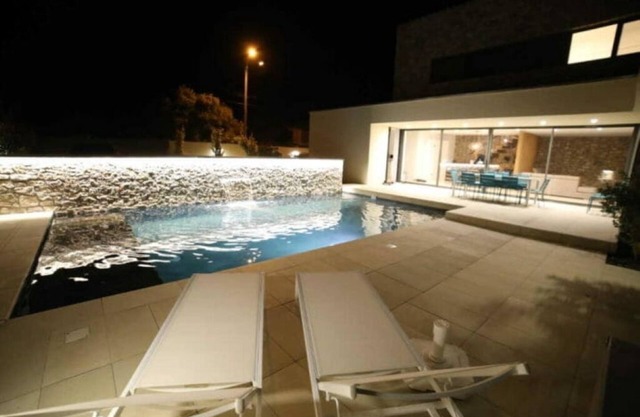 VILLA LILY
