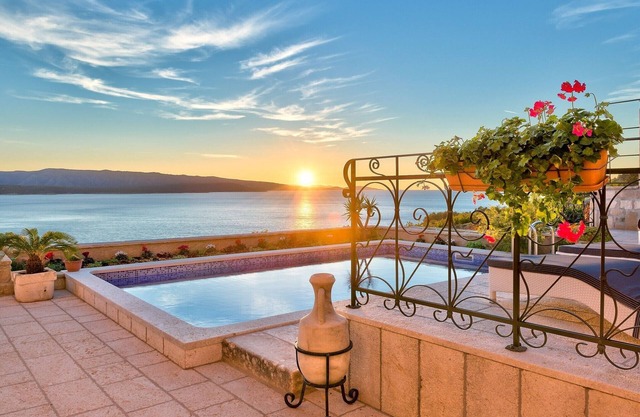 Villa Lipa Dora, (15332), Bol, Croatia
