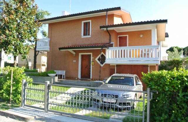 VILLA LIVIA WITH PRIVATE GARDEN