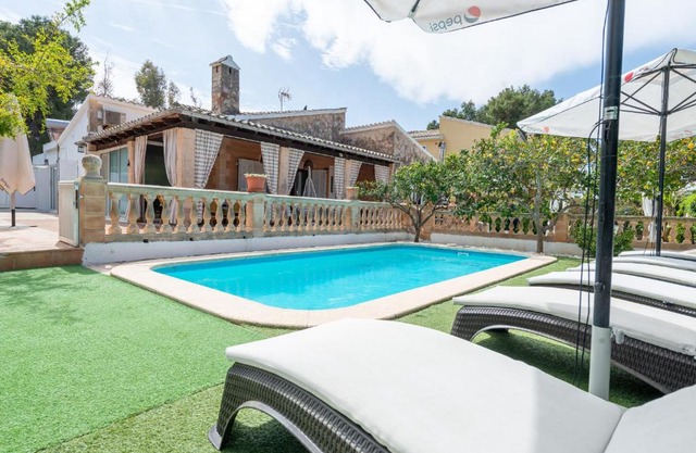 Villa Llimona