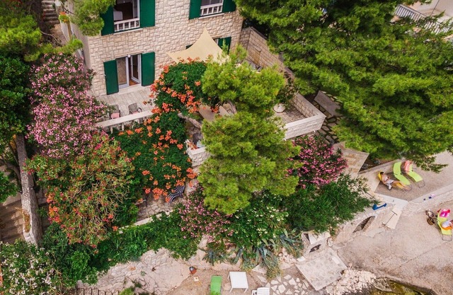 Villa located directly at the sea