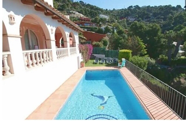 VILLA LOS ARCOS