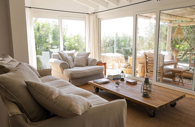 Villa los Dragos - 4 suites near the beach with pool and A/C all rooms.