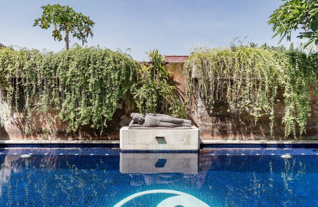 Villa Lotus