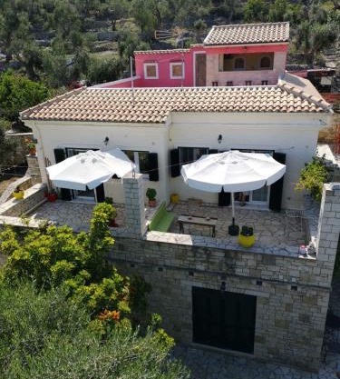 VILLA LOULAKI Magazia PAXI