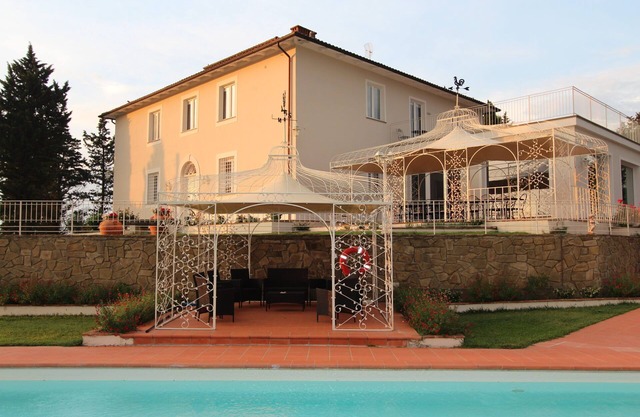 Villa Luce in Tuscany by Fantasia Villas