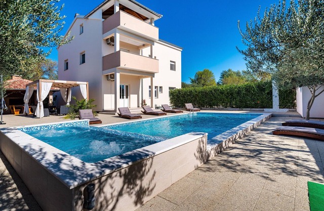 Villa Luce nearby Zadar – Crovillas GmbH