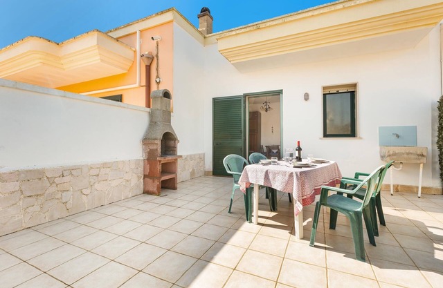 Villa Lucia - Bilo 1 by BarbarHouse