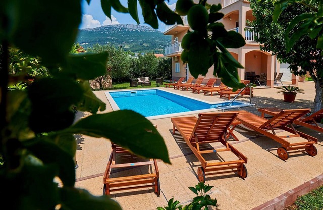 Villa Lucija Kastel stari