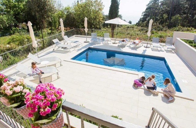 Villa Lukas - 'No.1' One-Bedroom Apartment with Balcony and Sea View