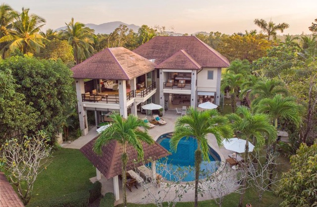 Villa Luxe - Ultra Luxury 4 Bedroom