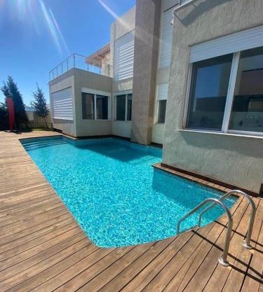 Villa luxueuse avec piscine