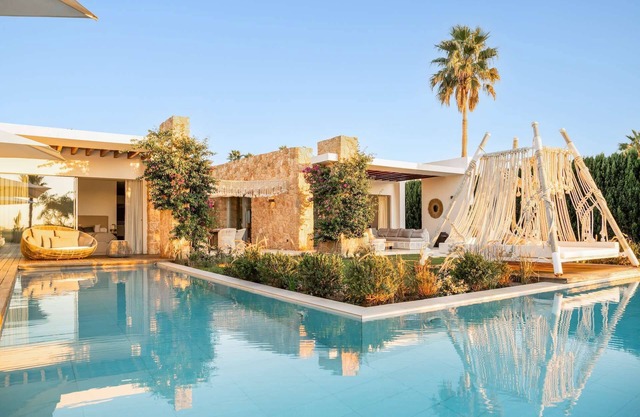 Villa Mykonos - stunning design villa in the magical west of the island