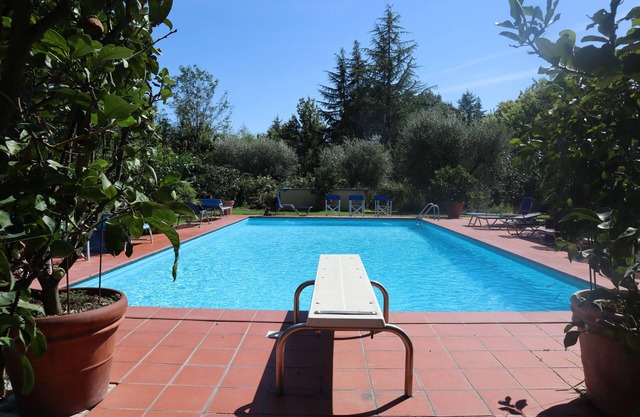Villa Magnolia - Superb ^ 2 300m villa with private pool and SPA
