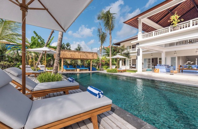 Villa Marang, Bali - Modern colonial mansion in Canggu! TOP location!
