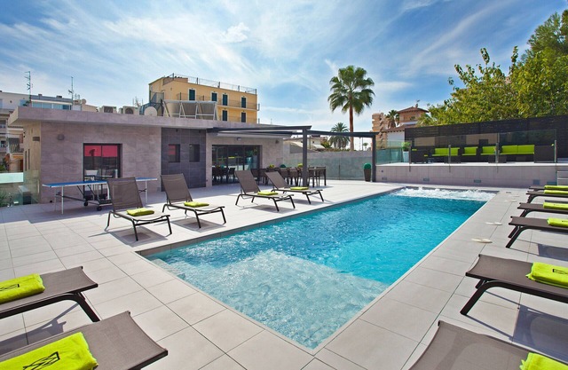 Villa Maravilla - with private swimming pool