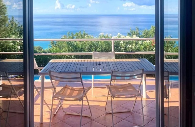 VILLA MARGHERITA N. 14 with PRIVATE SWIMMING POOL - 1 Km from the beach