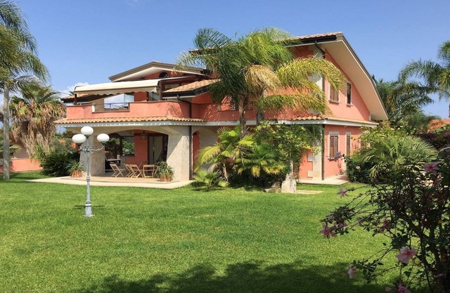Villa Maris Capo Vaticano, first floor apartment