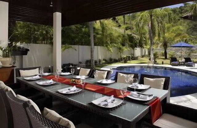 Villa Maria: 5 Bedrooms, Private Pool, near Beach, Sleeps 14 people