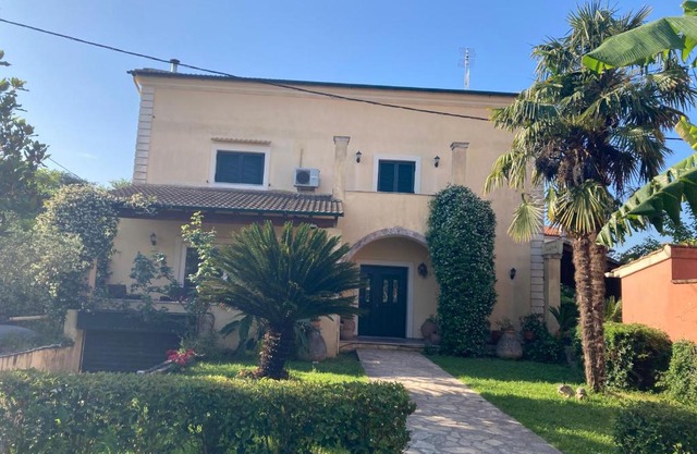 VILLA MARIA