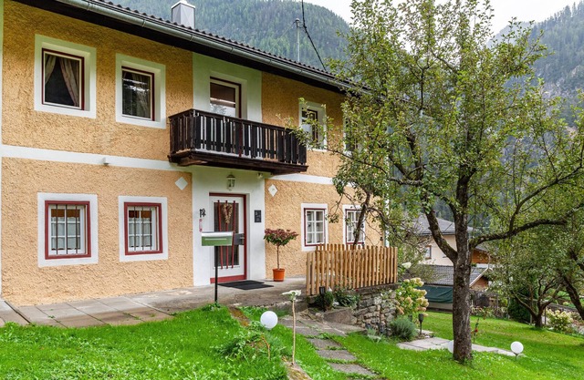 Villa 'Maria' with Mountain View, Private Terrace and Wi-Fi