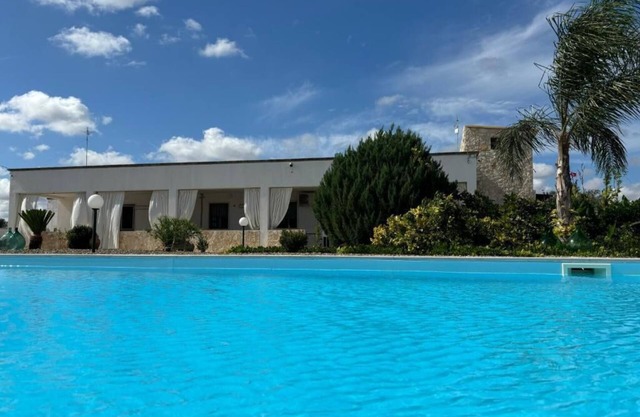 Villa Marinezzi - private pool-24/7 assistance