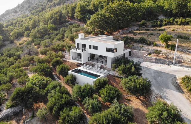 Villa Marmoris - Private paradise, 250m above sea level with most unique view