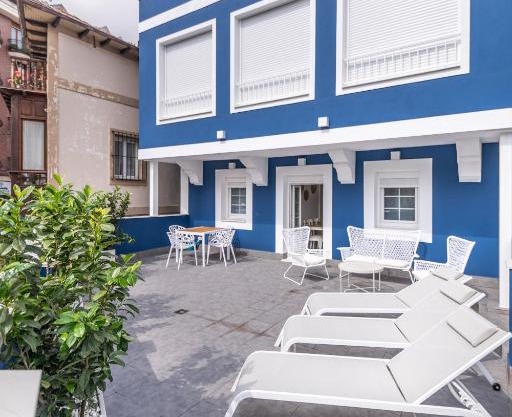 VILLA MARTA - Apartamentos céntricos junto al mar