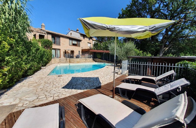 Villa Martin with pool for 6 people, 2 bedrooms, 3 bathrooms, a few km from the sea
