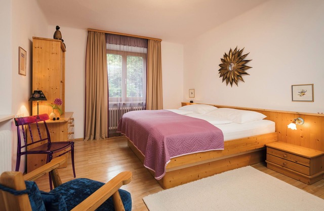 Villa Marwa: Apartment Hortensia in the countryside, quiet, walking distance to the center 10 min.