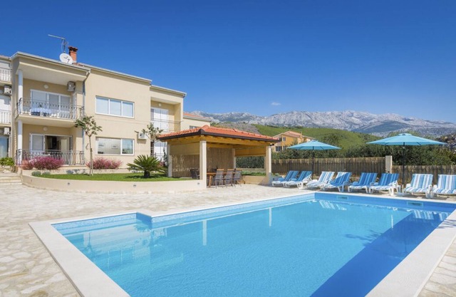 Villa Marzanna - Three Bedroom Villa, Sleeps 6
