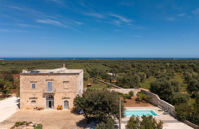 Villa 'Masseria Pezza La Spina' with Sea View, Wi-Fi and Air Conditioning