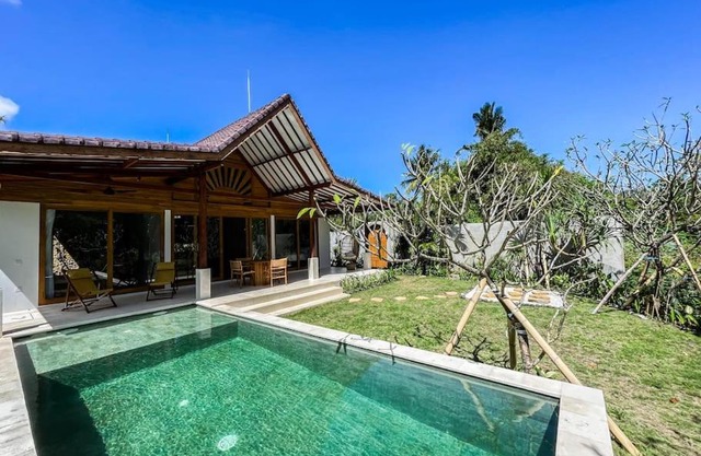 Villa MAWAR - Easy Getaway for 4 - Kuta Central