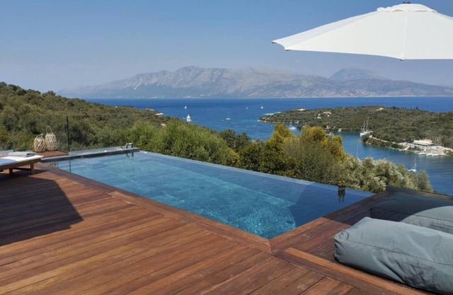 Villa 'Meganisi' with Sea View, Wi-Fi and Air Conditioning