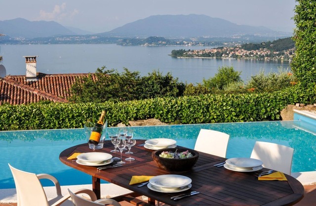 Villa Meina - Four Bedroom Villa, Sleeps 8