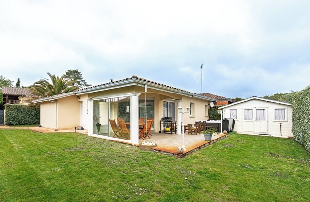 Villa Melchivany – Nature & Ocean, Terrace, Garden, Spa for 6 People in Messanges