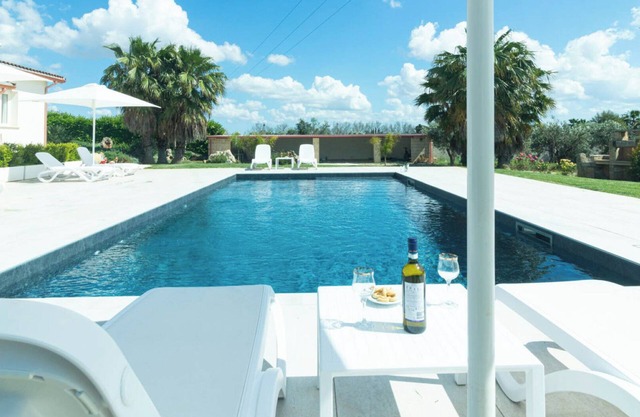 Villa Menea con Piscina e SPA