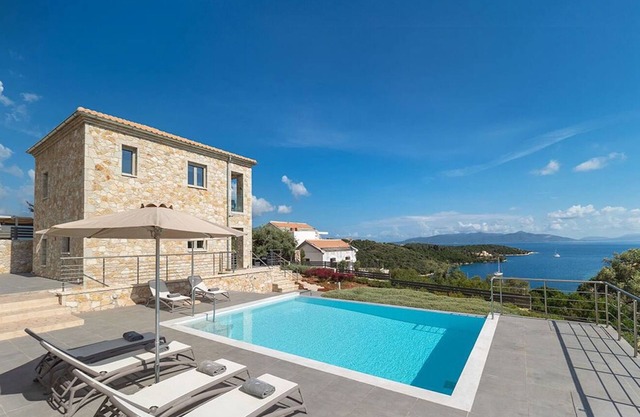 Villa Mentes - Three Bedroom Villa, Sleeps 6