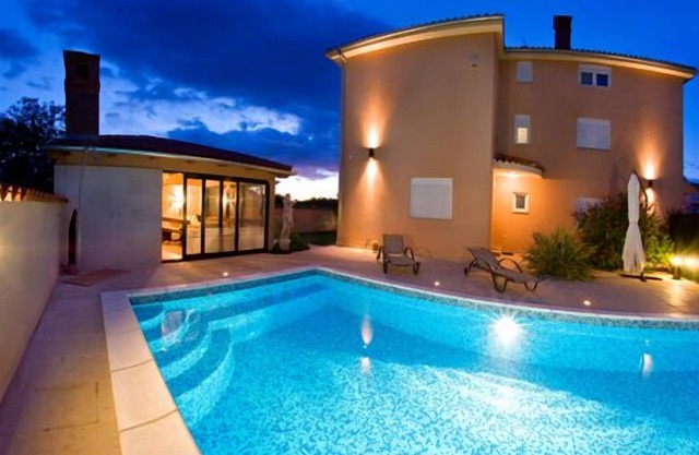 Villa Mihaela - Suite A4 "More from the holidays - road bike and mountain bike tours"