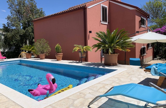 Villa MIKULA (V6091-K1) - Maslinica