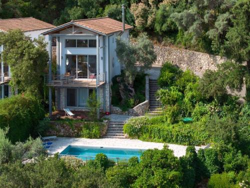 Villa Milos