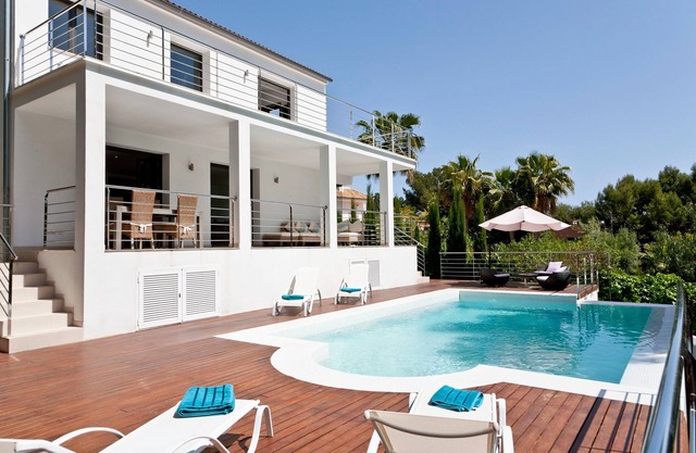 Villa Mimma ,Touristic licence no. ETV/5591n With a large Pool, Air Con, & WiFi