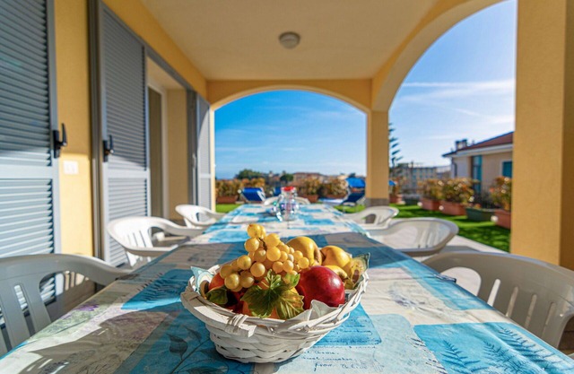 Villa Mimosa: exclusive use villa, garden, barbecue, 3 bedrooms and 3 bathrooms, max 8 people